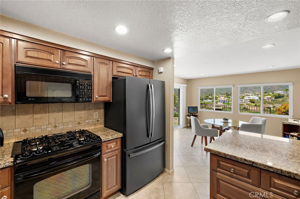 23923 Catamaran Way 23923 Catamaran Way