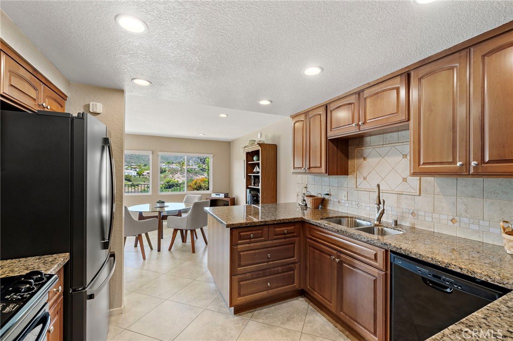 23923 Catamaran Way
