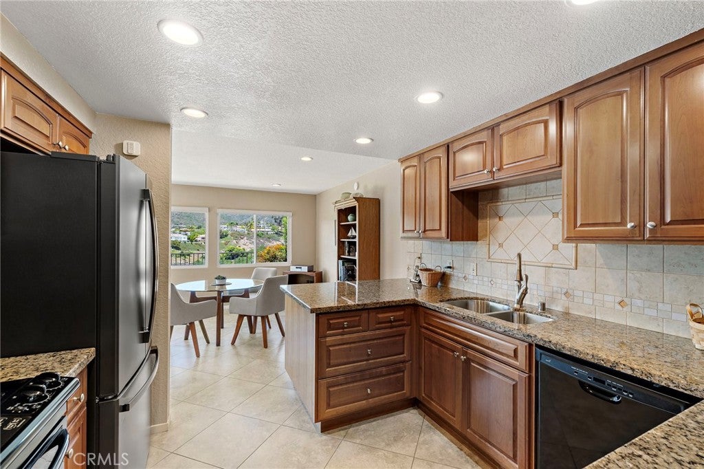 23923 Catamaran Way 23923 Catamaran Way