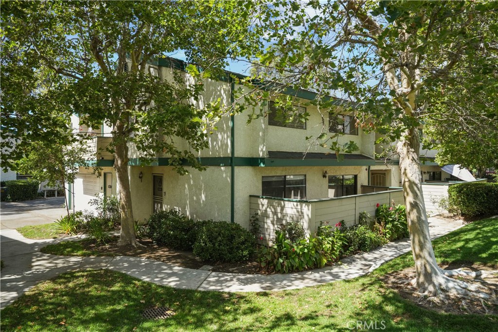 Sierra Village (SRVL) - Residential