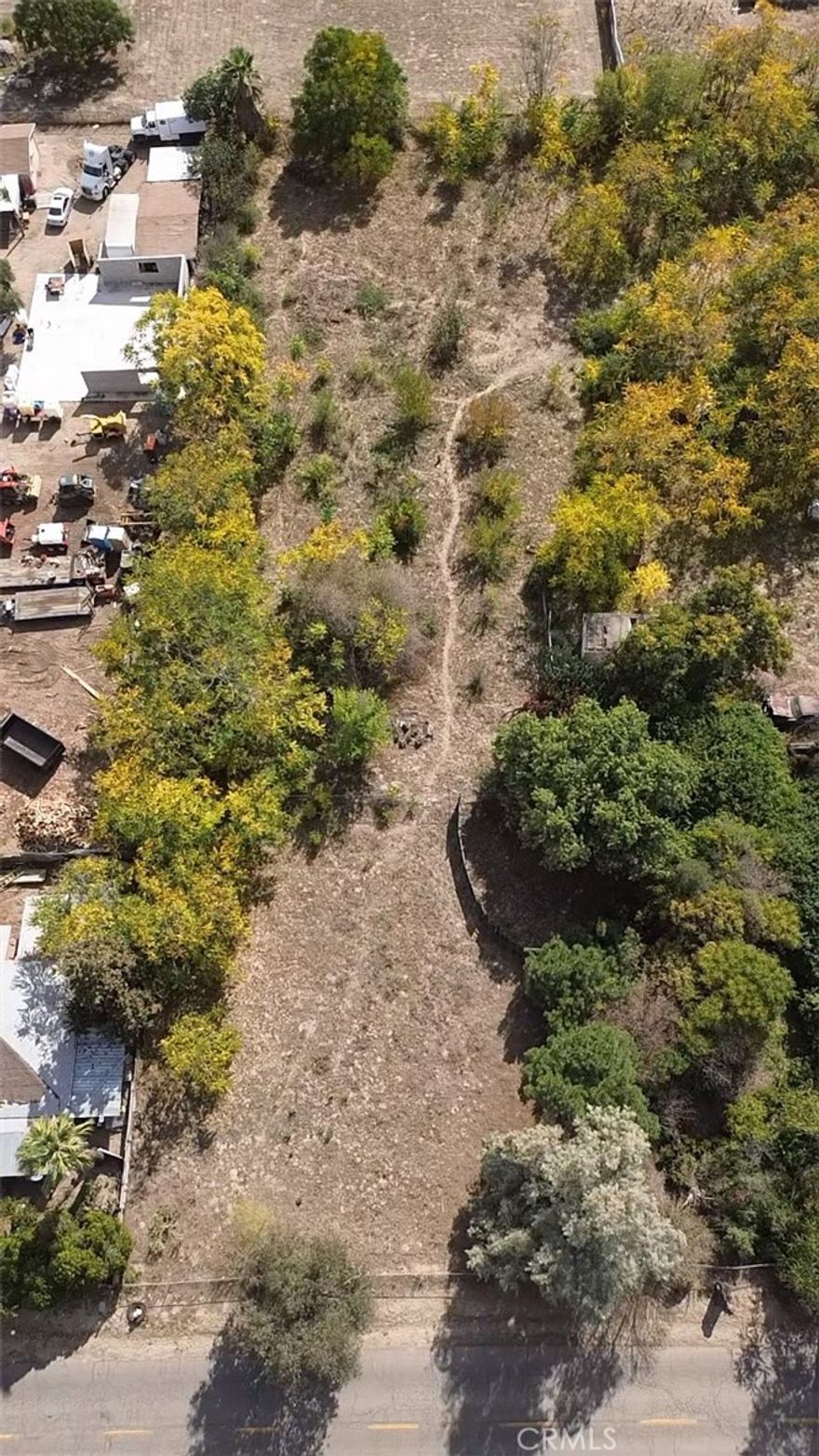 Discover the potential in this spacious piece of land located in the Muscoy area of San Bernardino. This rural community offers a peaceful setting away from the city hustle while still being close to major conveniences. Perfect for the savvy buyer ready to take on a project, this property provides endless possibilities!