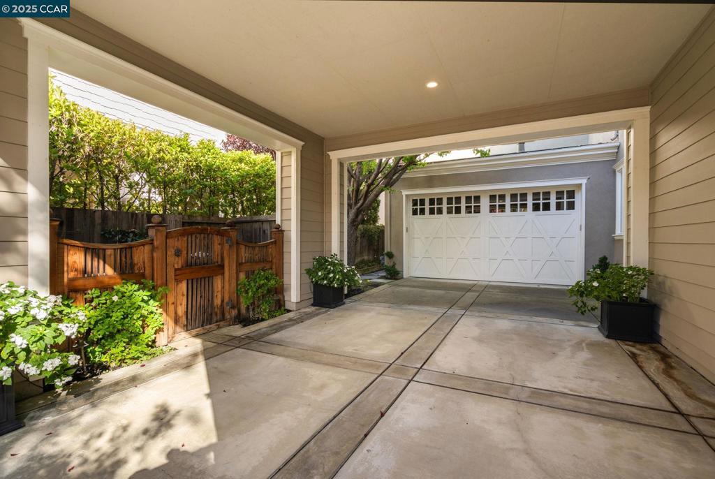 WENDT RANCH - Residential