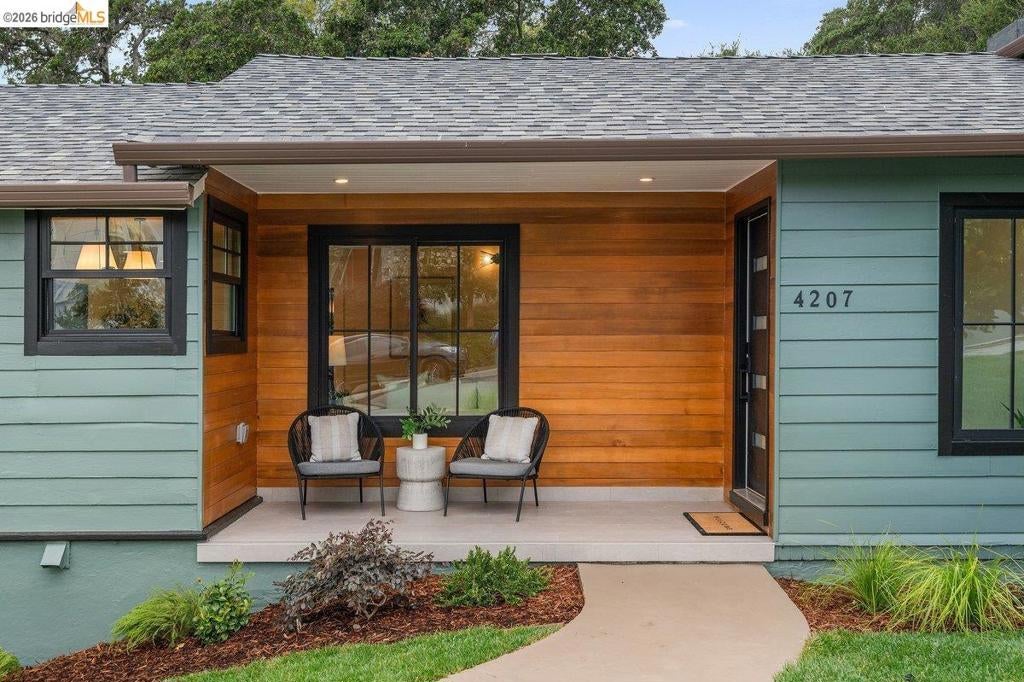 4207 Laguna Ave, Oakland CA 94602