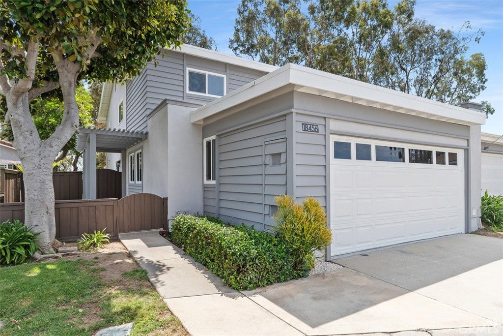 18456 Gina Lane