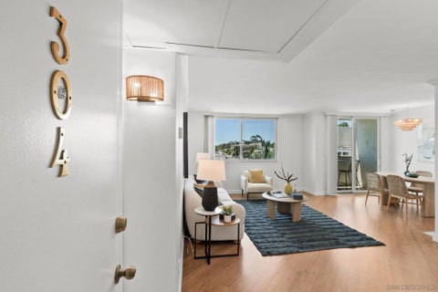 Photo of 1907 Robinson Ave AVE #304, San Diego, CA 92104 (MLS # 260014510SD)
