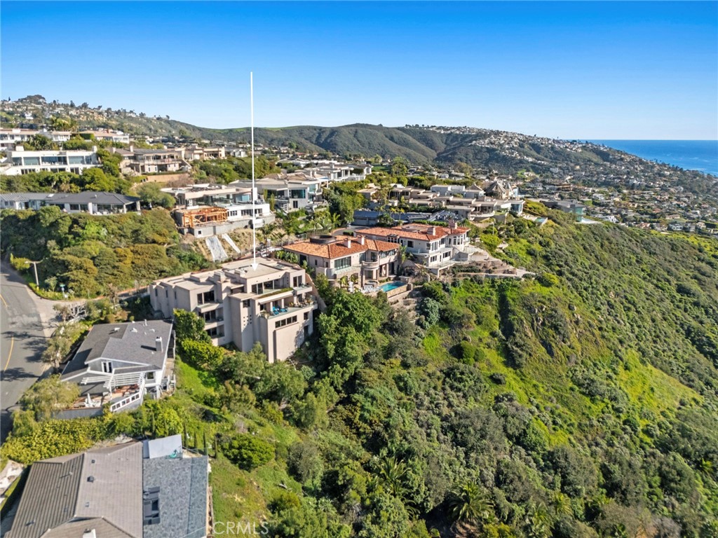 1409 Samoa Way, Laguna Beach CA 92651 - Photo 39
