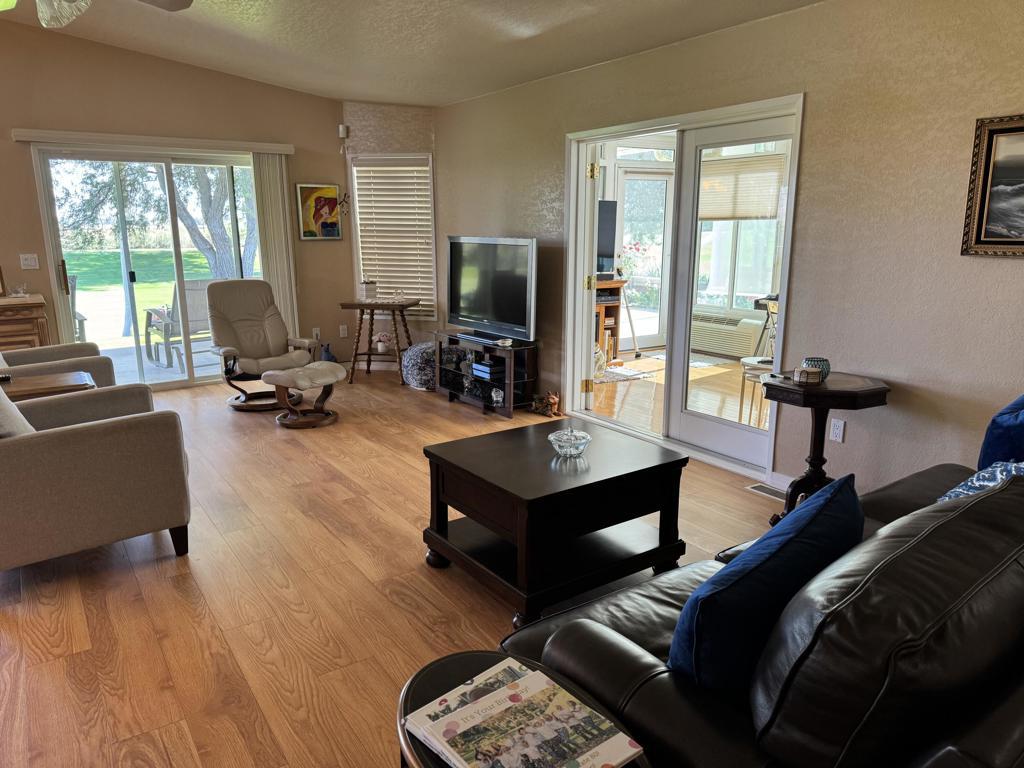 Ivey Ranch - Manufactured In Park