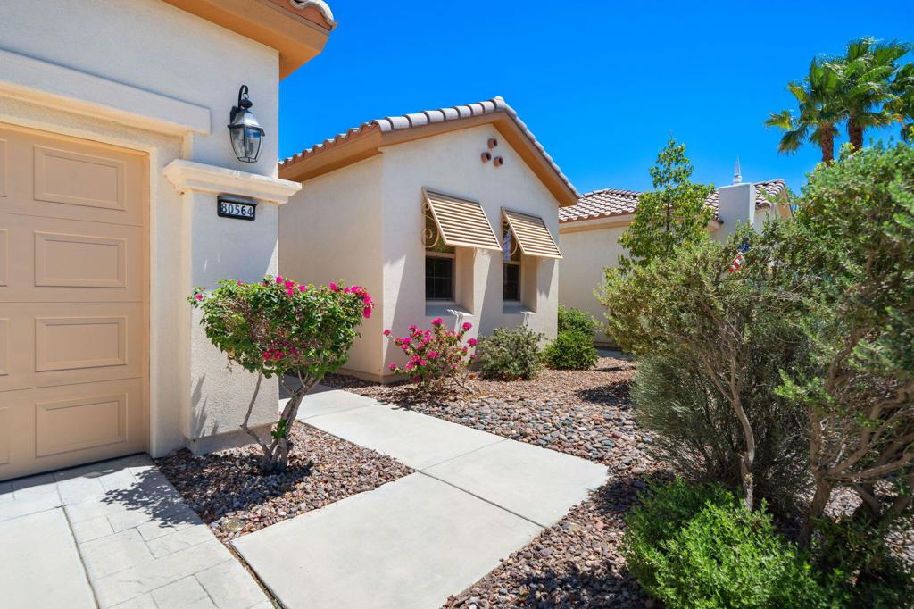 80564 Avenida San Felipe