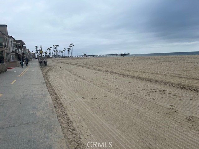 2710 W Oceanfront
