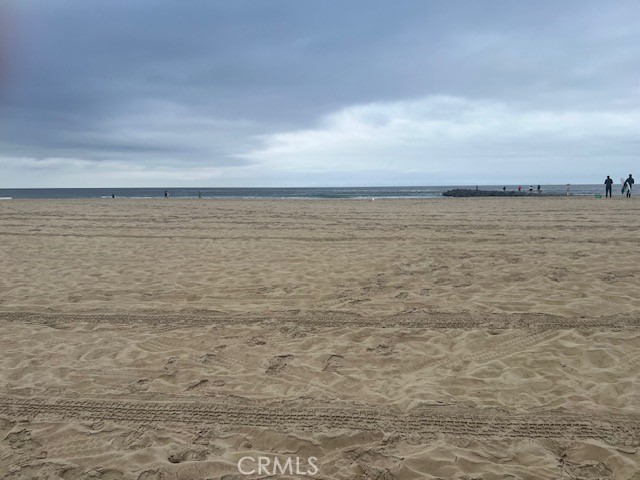 2710 W Oceanfront