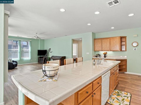 Tiny photo for 407 Branchwood Dr DR, Rio Vista, CA 94571 (MLS # 41151562)