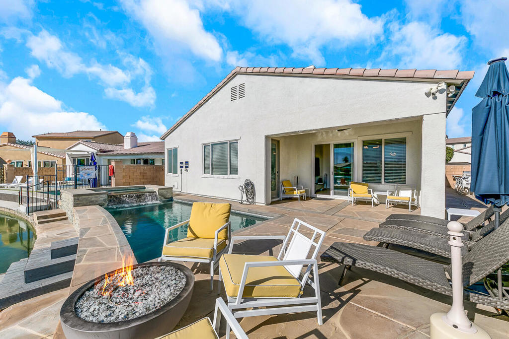 Terra Lago - Residential