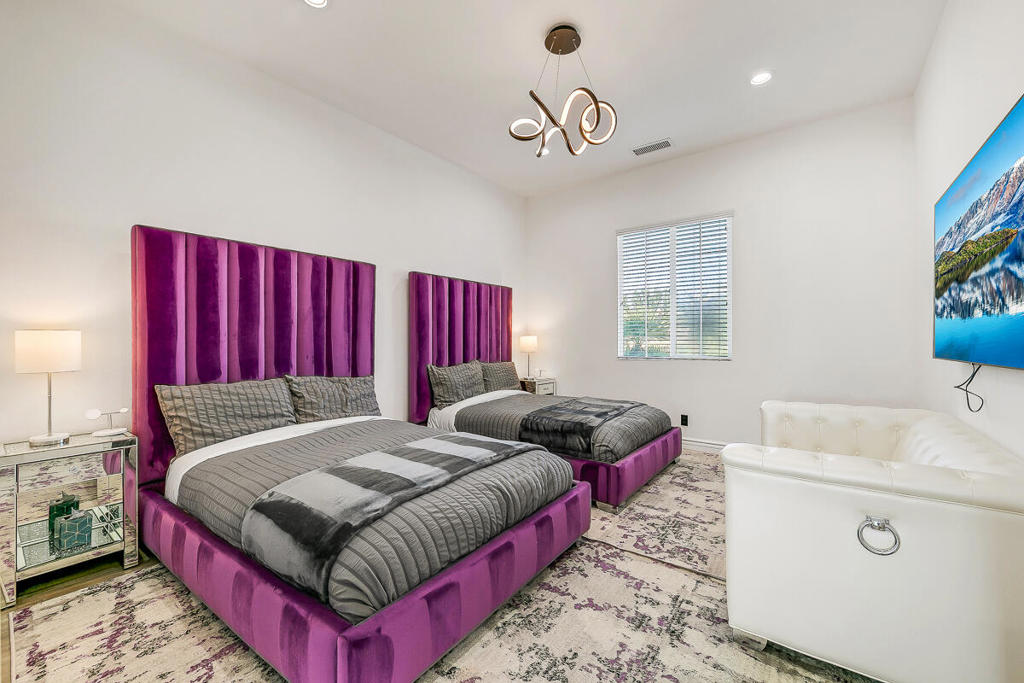 Terra Lago - Residential