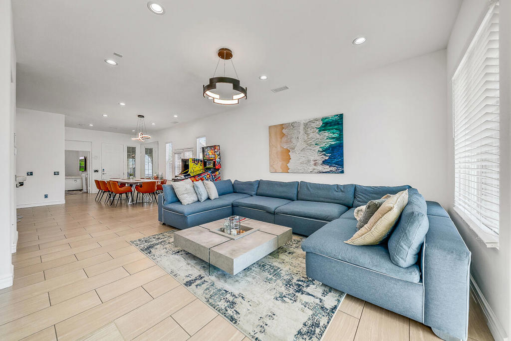 Terra Lago - Residential