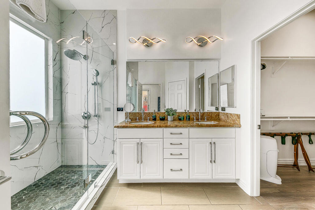 Terra Lago - Residential