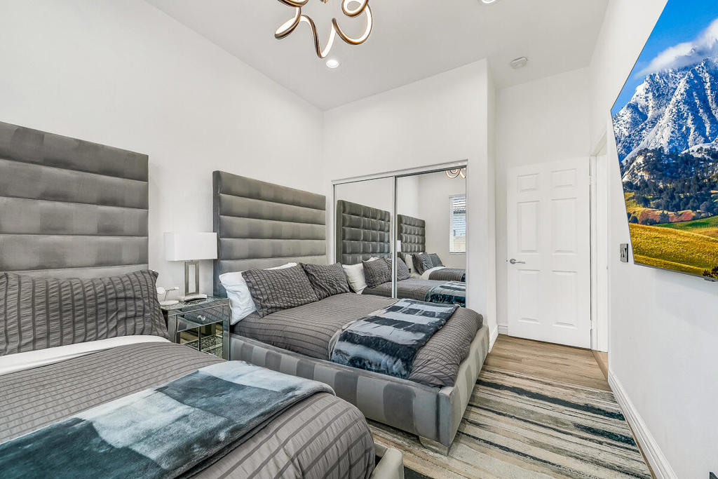 Terra Lago - Residential