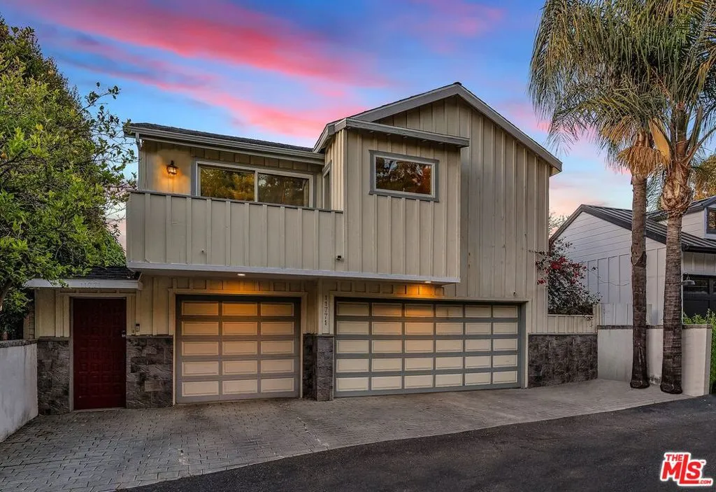 Studio City, California 91604, United States, 4 Bedrooms Bedrooms, ,4 BathroomsBathrooms,Residential,Active,201249