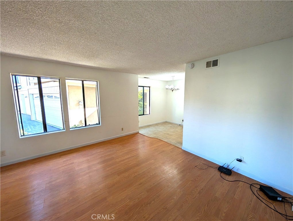 1609 Manhattan