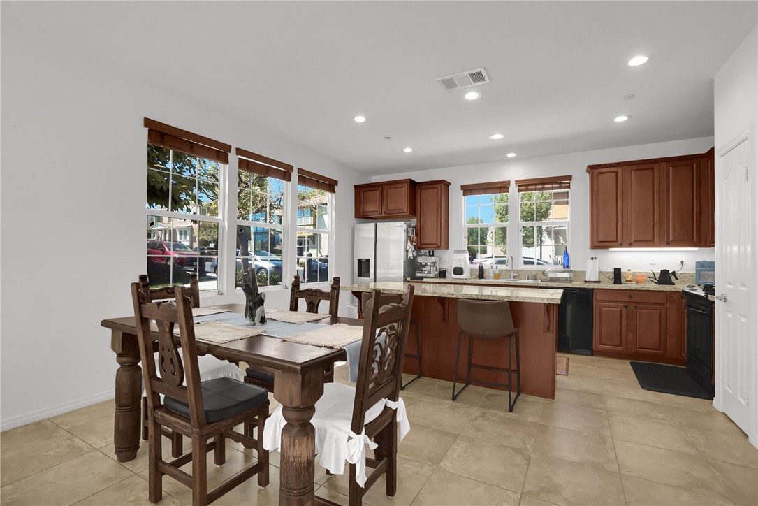 Aria (ARIA) - Residential Lease