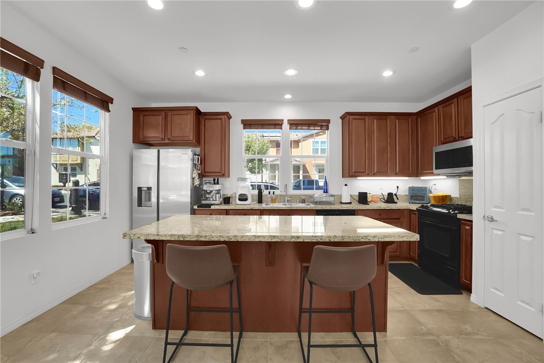 Aria (ARIA) - Residential Lease
