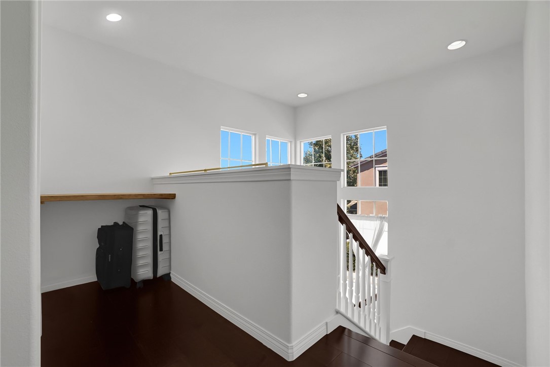 Aria (ARIA) - Residential Lease