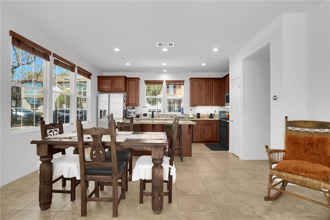 Aria (ARIA) - Residential Lease