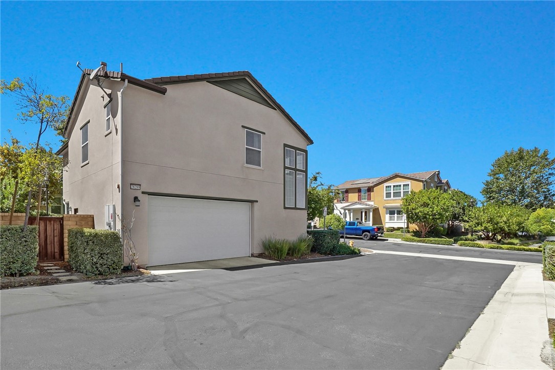 Aria (ARIA) - Residential Lease