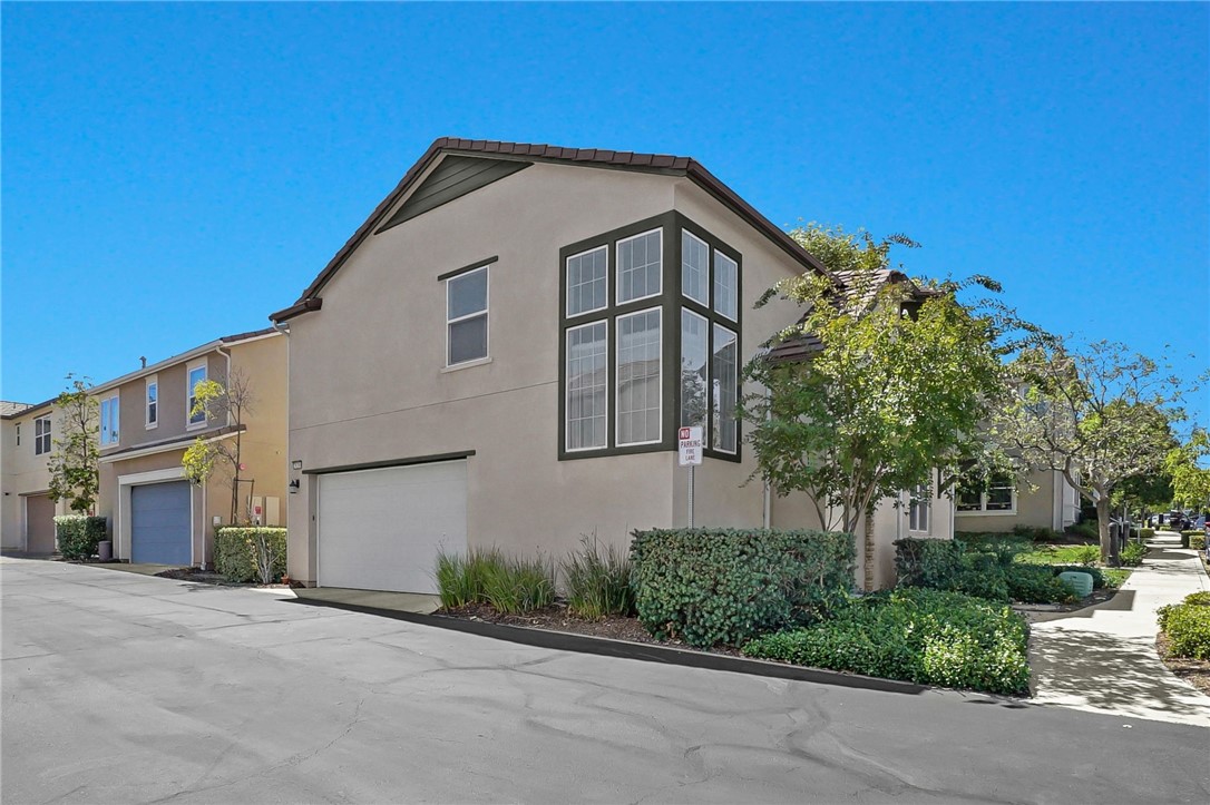 Aria (ARIA) - Residential Lease