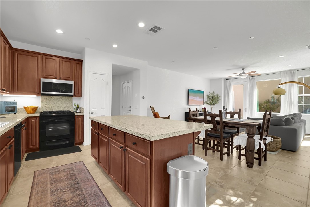 Aria (ARIA) - Residential Lease