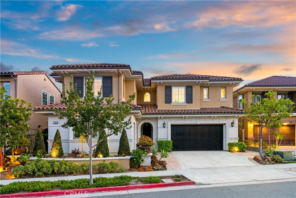 1672 Sunset View