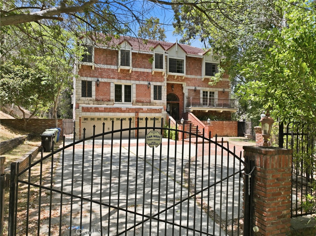 3243 Iredell