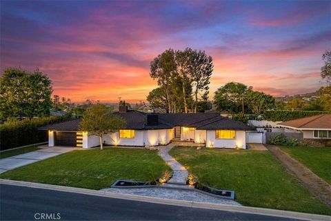 1271 Brittany Cross North Tustin CA 92705