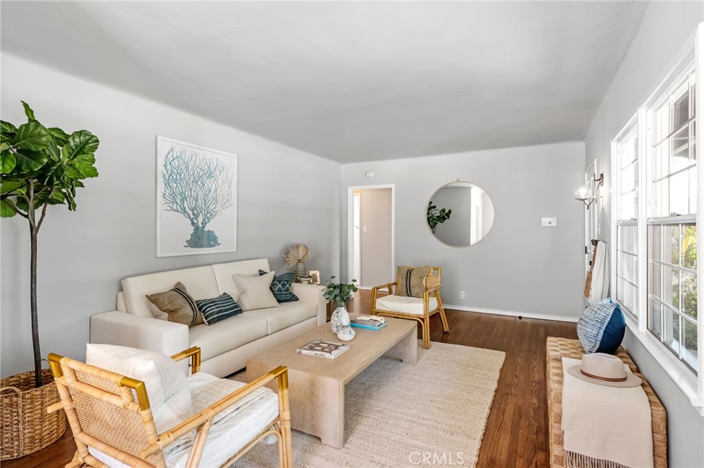 Properties 3 4146 Michael Avenue