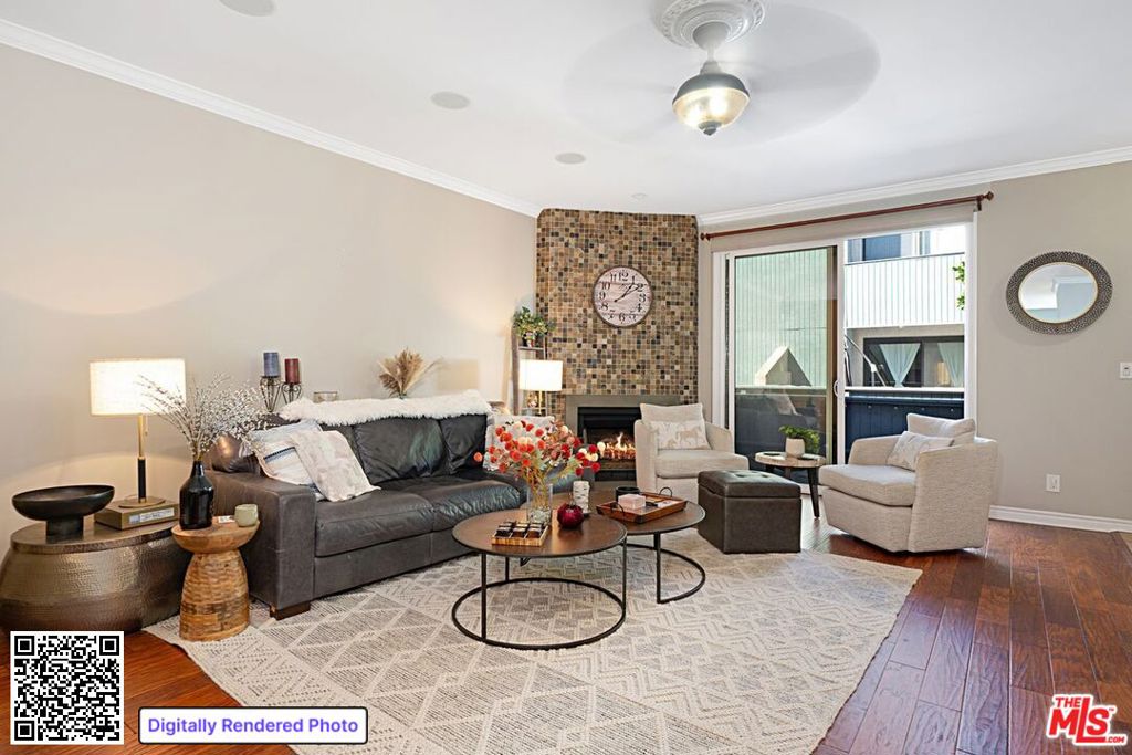 8172 Manitoba Street 4