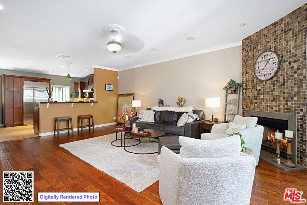 8172 Manitoba Street 4