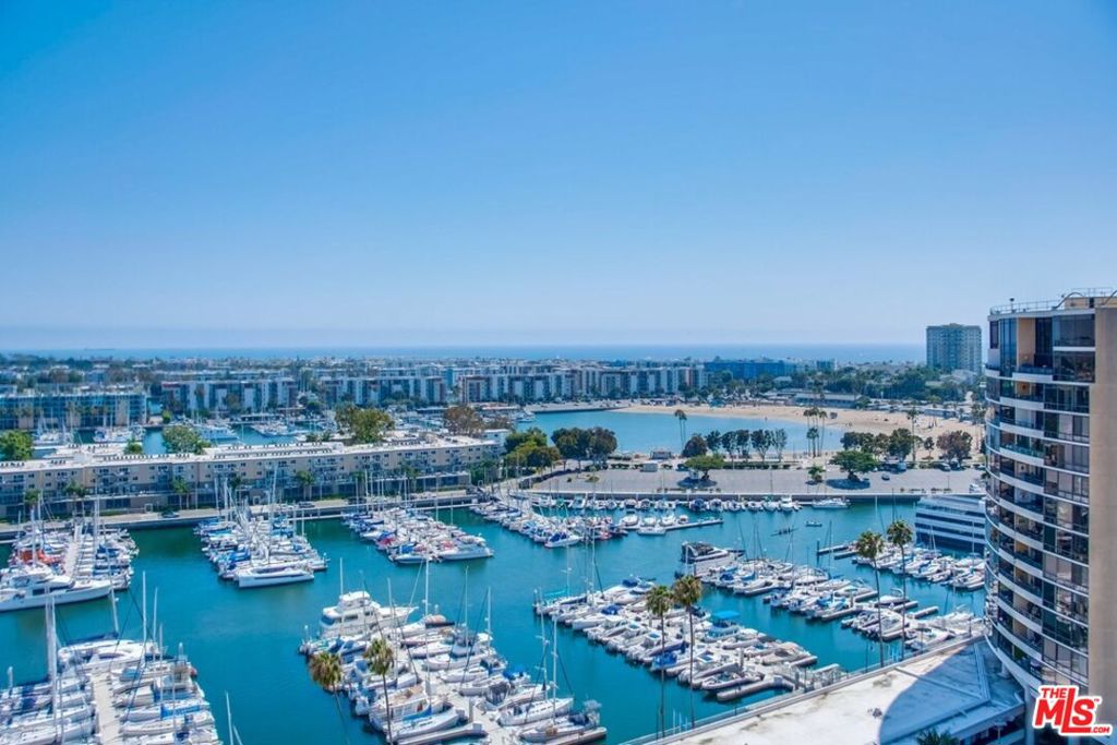 4314 Marina City PH17