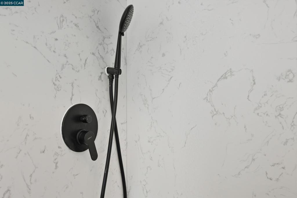 GOLD COAST - Residential