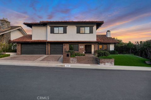 5952 Woodland View Woodland Hills CA 91367