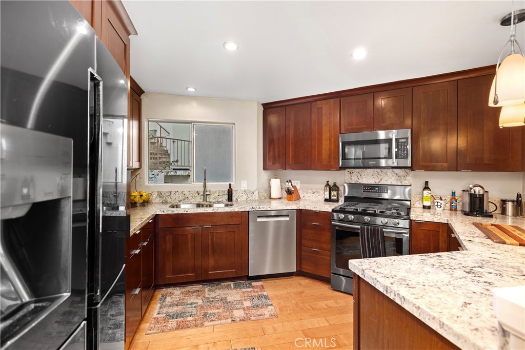 206 Avenida Montalvo 5