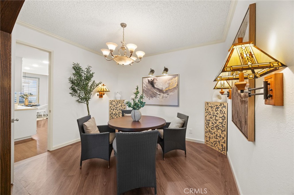 700 S Lake Avenue 109