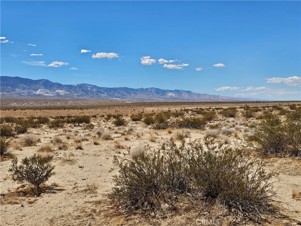 405 Rd. H (Near)