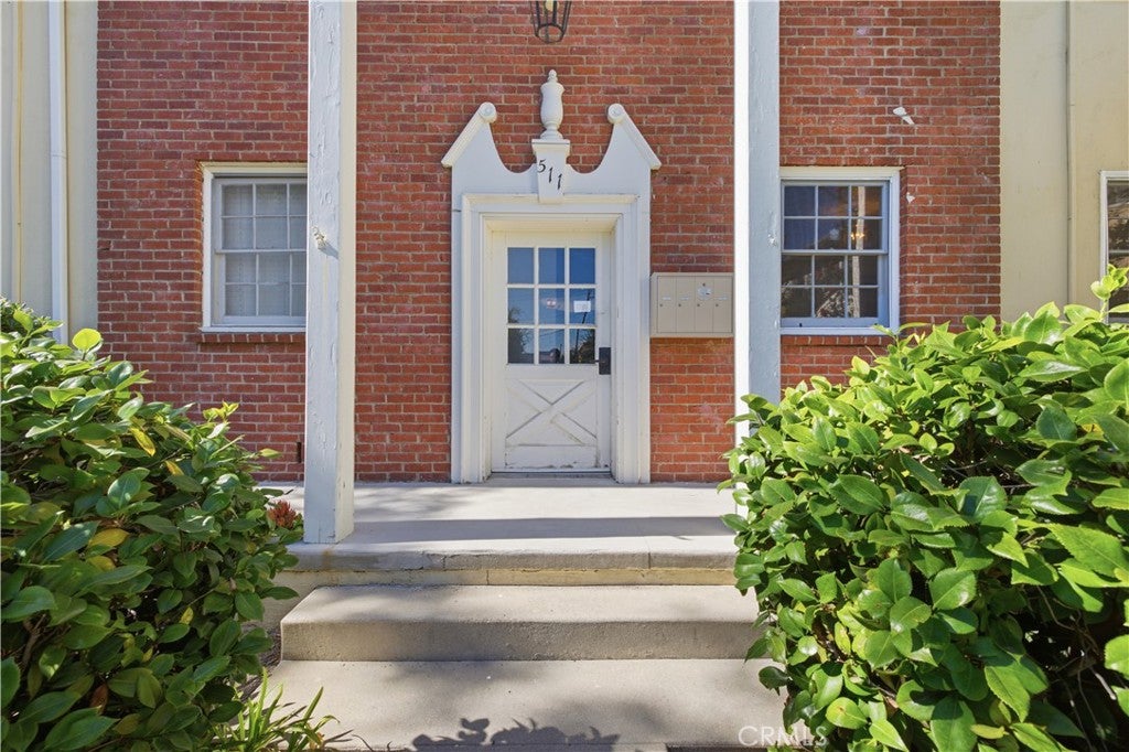 511 E Maple ST, Glendale CA 91205