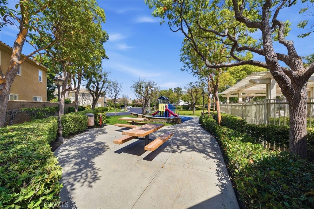 16836 Primrose Lane, Huntington Beach CA 92649 - Photo 55