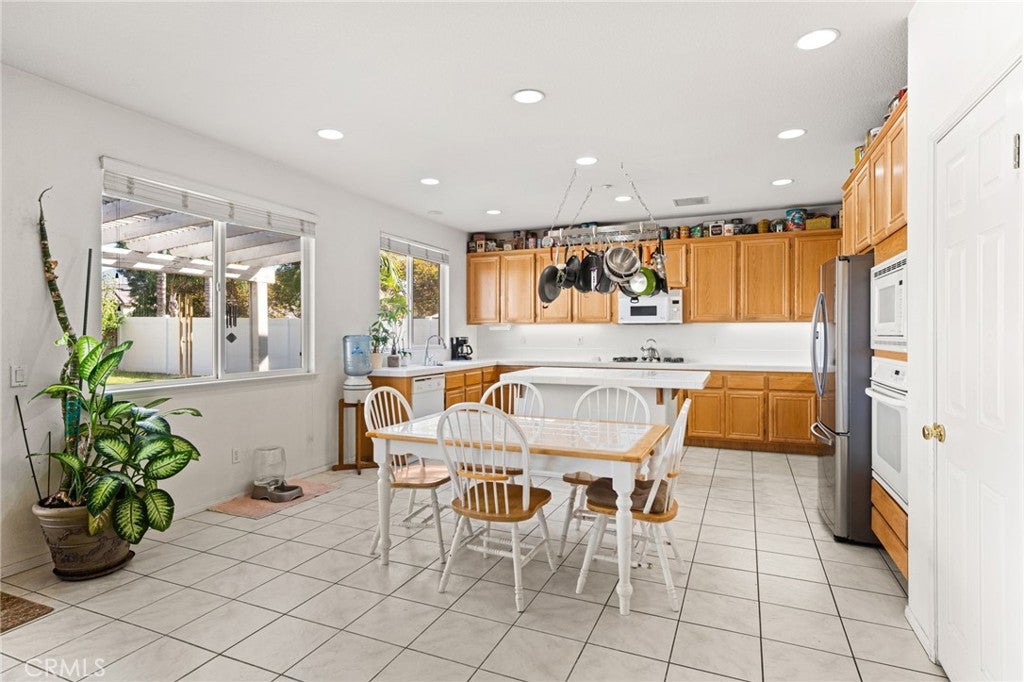 1591 Valley Falls