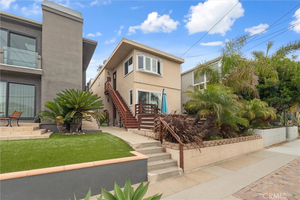729 Longfellow Avenue
