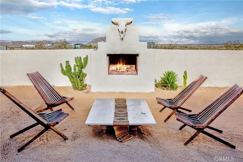 Photo of 1388 Fortuna Avenue, Landers, CA 92285 (MLS # JT25254809)