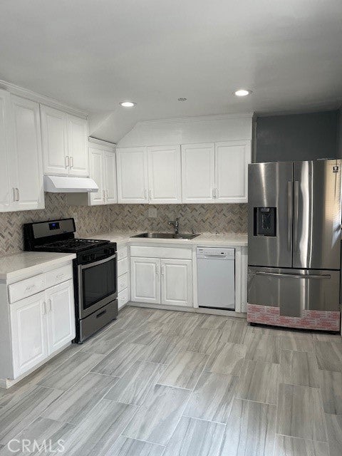 17135 Roscoe Boulevard 1