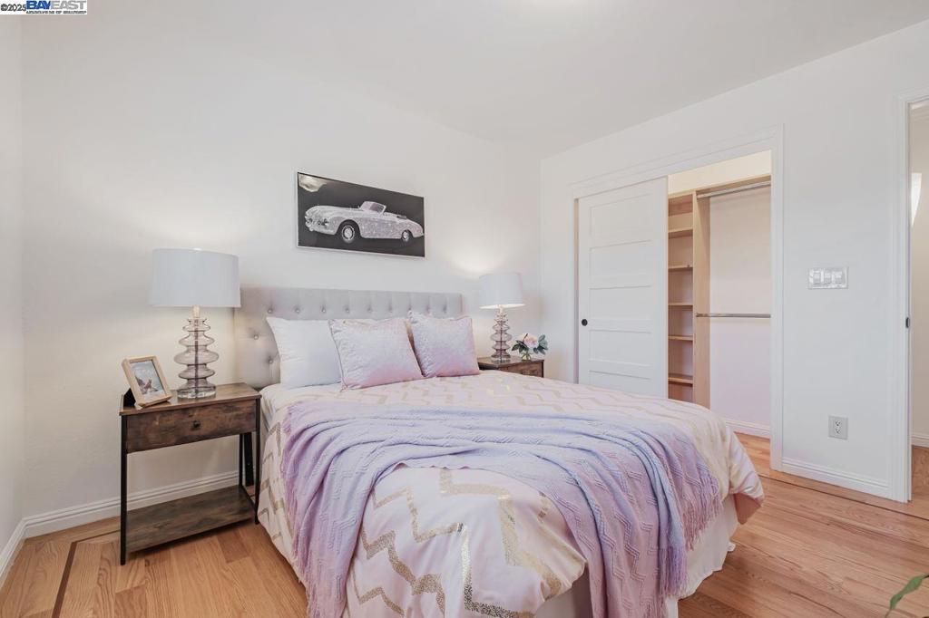 GLENMOOR AREA - Residential