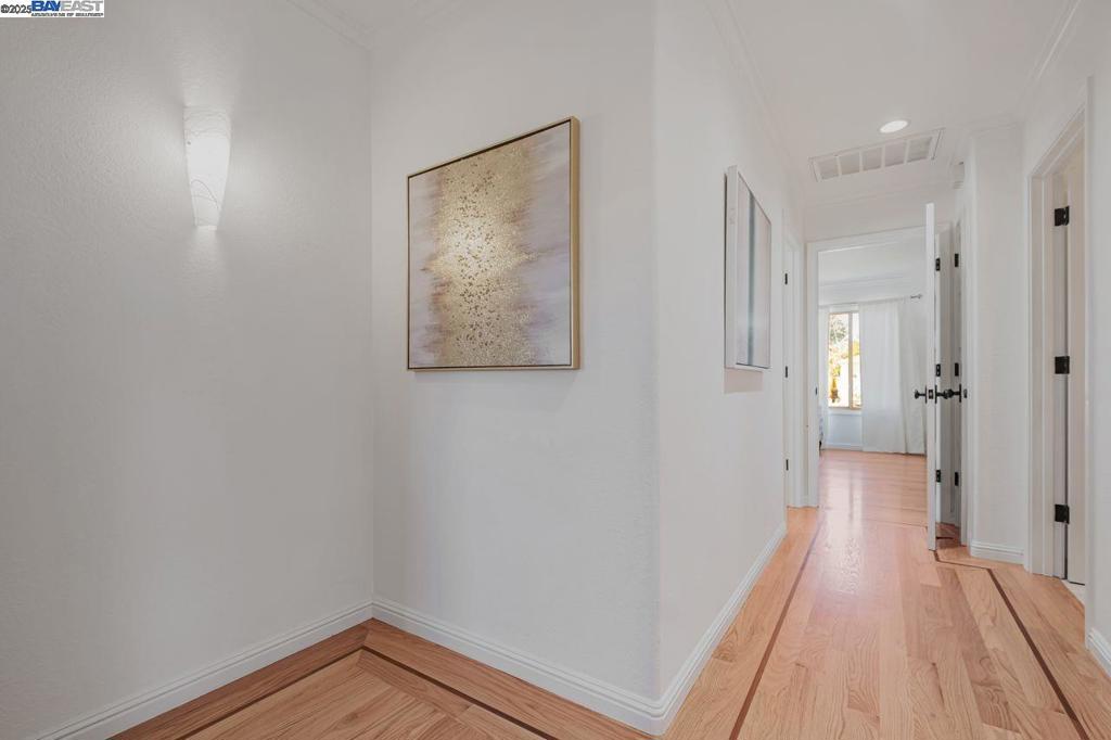 GLENMOOR AREA - Residential