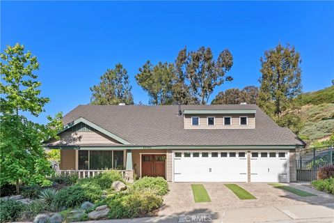 Photo of 33401 Via De Agua, San Juan Capistrano, CA 92675 (MLS # OC26092624)